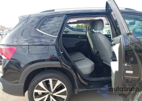 2022 Volkswagen Taos 1.5T Se from USA, damaged, VIN 3VVRX7B23NM005967